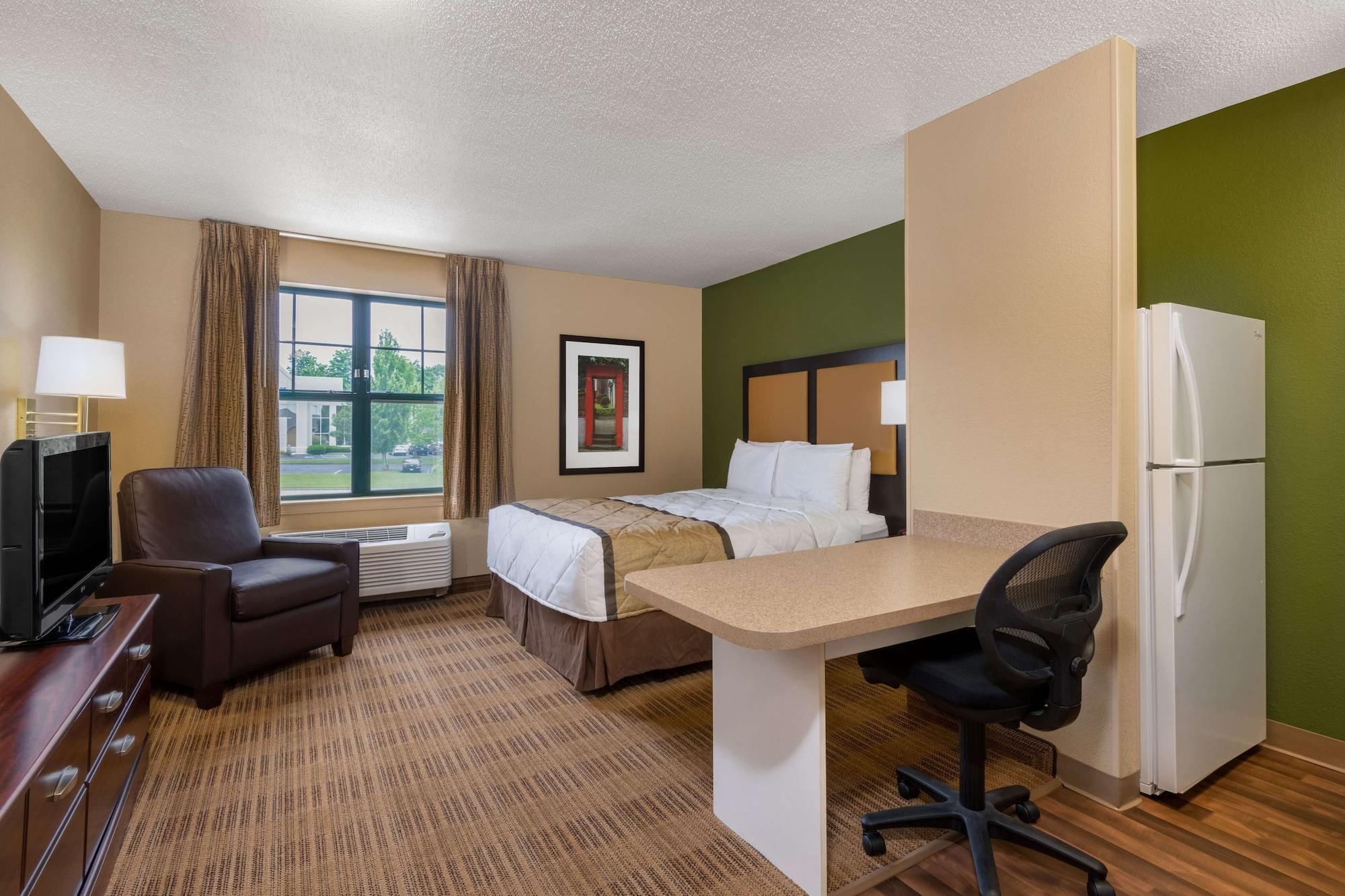 Extended Stay America Suites - Chicago - Woodfield Mall Schaumburg Eksteriør billede