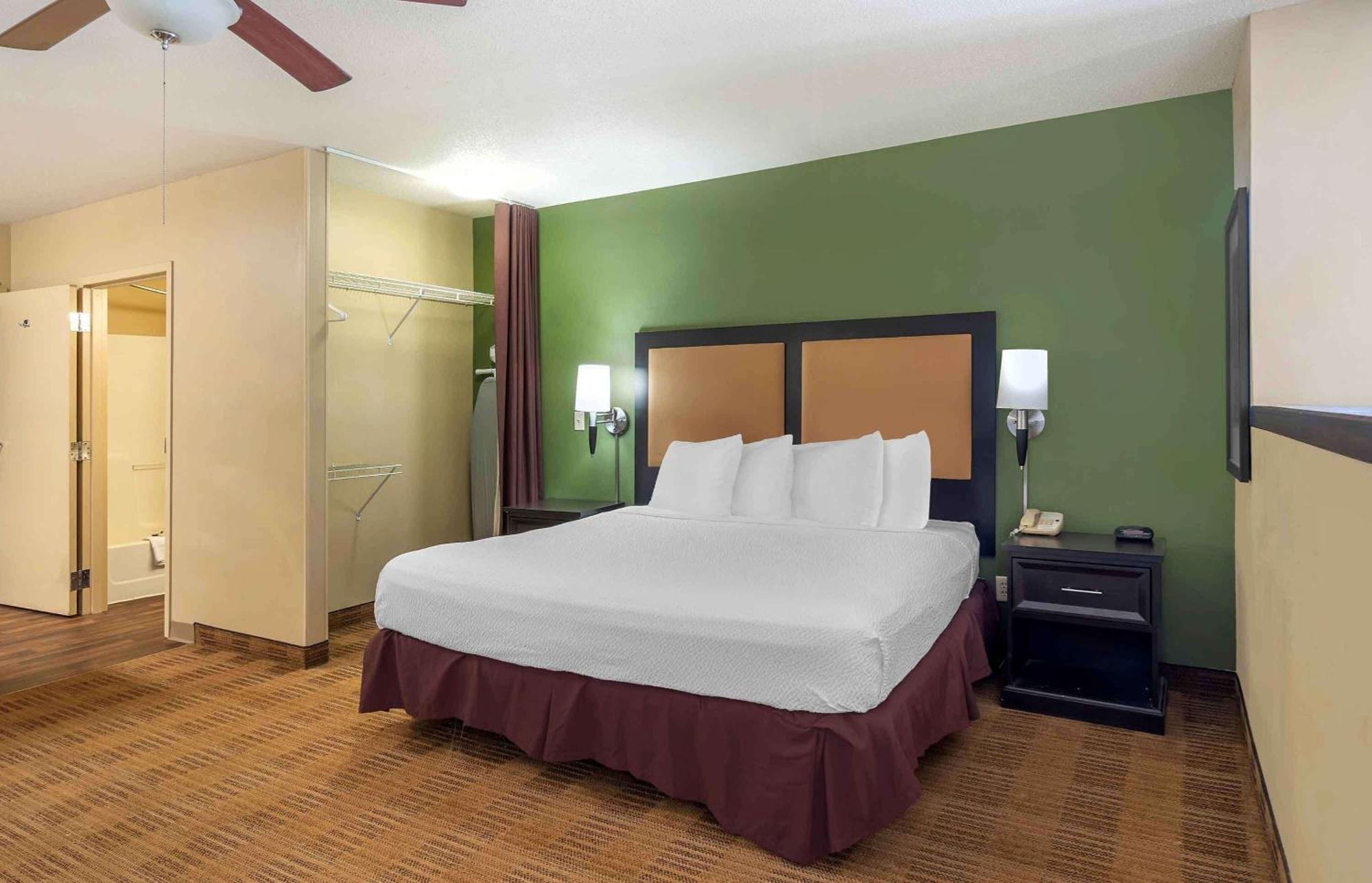 Extended Stay America Suites - Chicago - Woodfield Mall Schaumburg Eksteriør billede