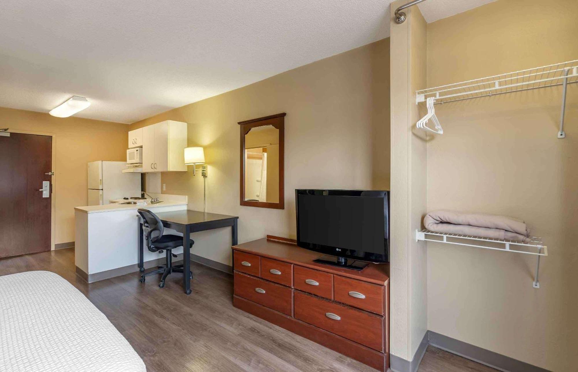 Extended Stay America Suites - Chicago - Woodfield Mall Schaumburg Eksteriør billede