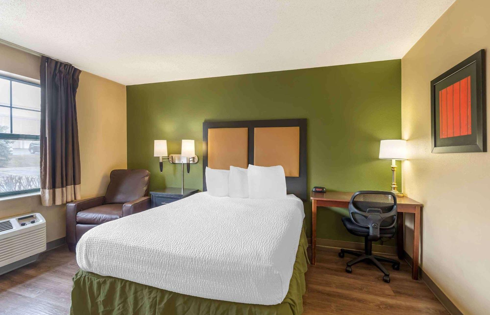 Extended Stay America Suites - Chicago - Woodfield Mall Schaumburg Eksteriør billede